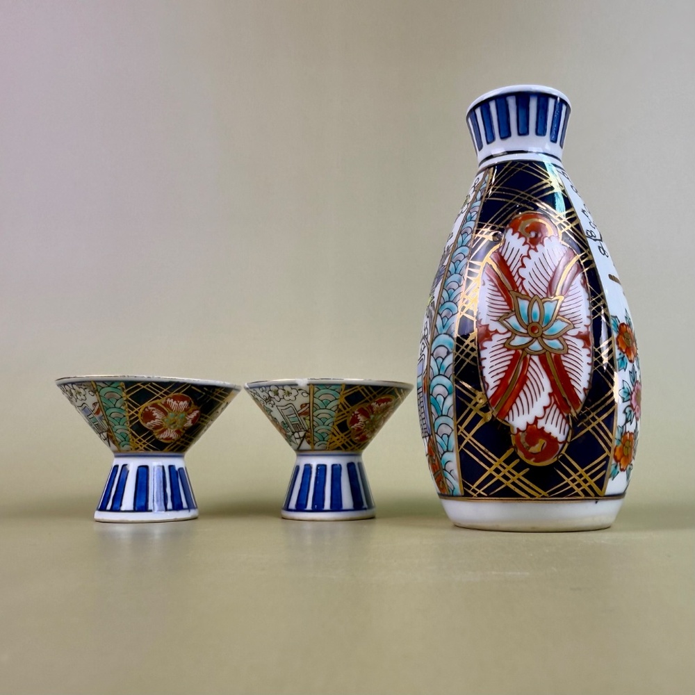 Vintage OMC Imari-Style Japanese Sake Set | Carafe & 2 Cups | Hand-Painted